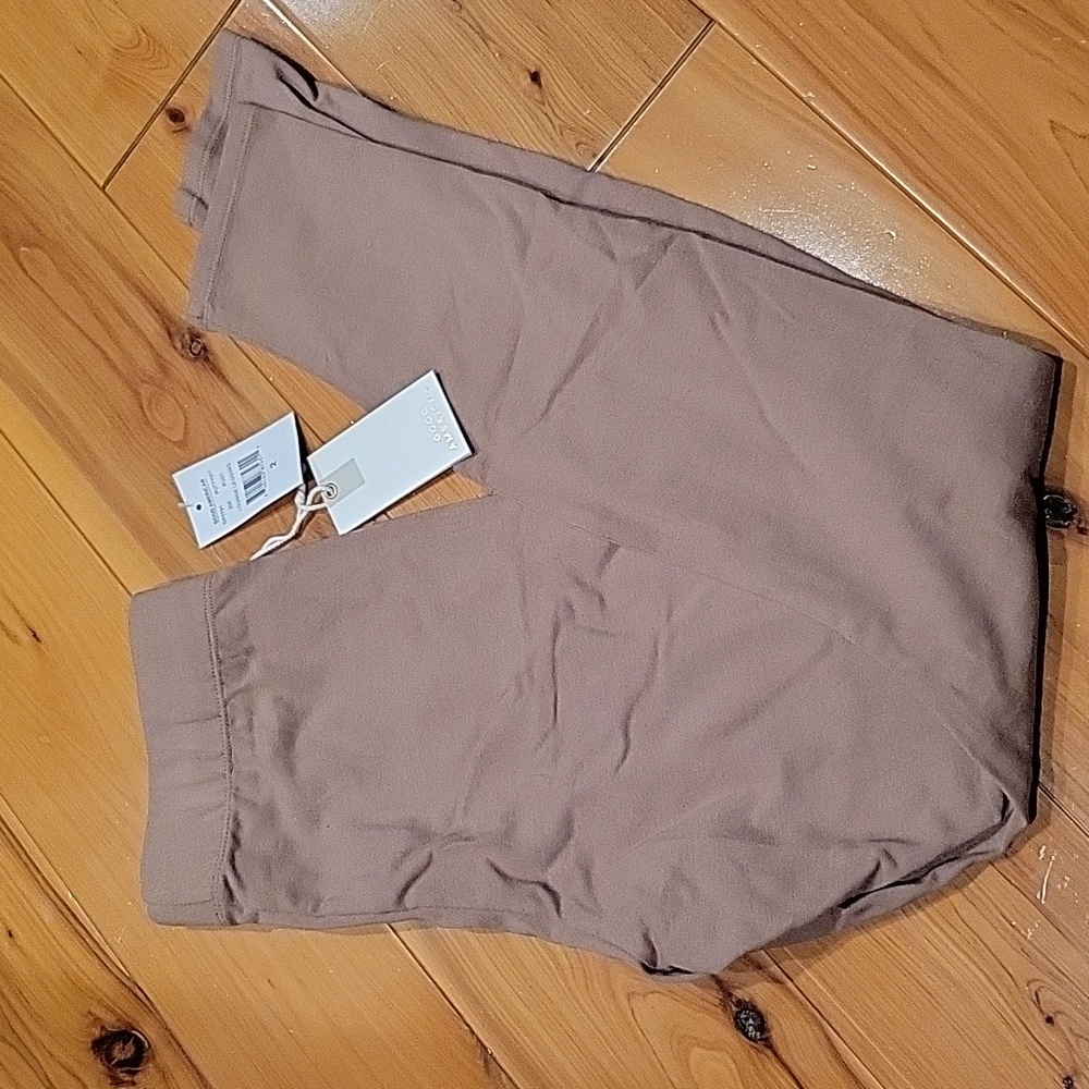 NWT leggings